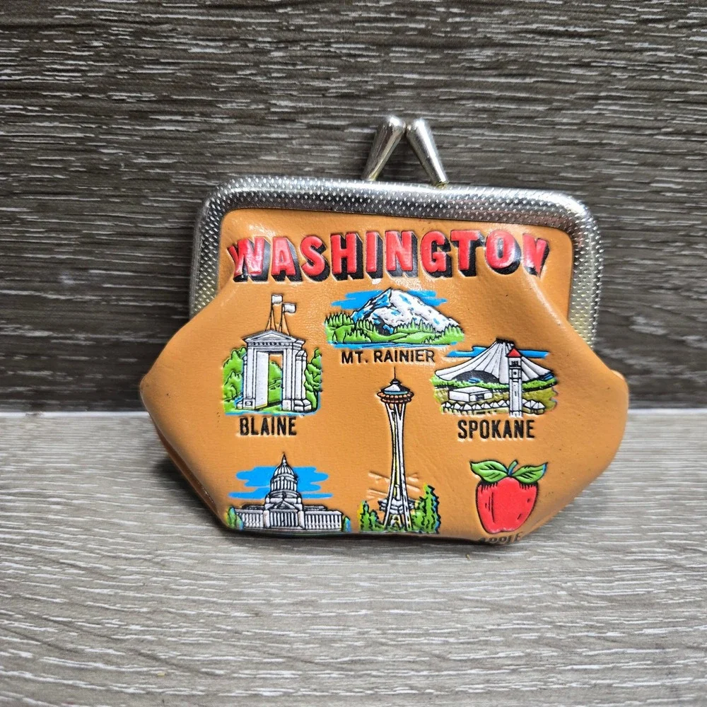 Vintage Washington State Souvenir Wallet Coin Purse Kiss Lock Mount Faux Leather